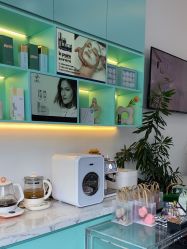 -柒朵科技美肤中心