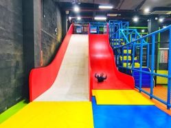 -蹦贝运动中心·蹦床·攀岩·闯关(龙岗店)