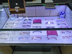-简·爱眼镜(赛隆眼镜广场店)