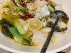 柠檬酸菜鱼-绿草地·湘菜(7mall店)