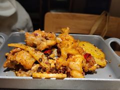 馋嘴香锅牛蛙-佬肥猫(国华广场店)