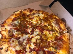 -达美乐比萨(南京路店)