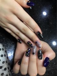 -手牵手美甲