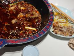 -何师傅美蛙鱼头(汉街店)