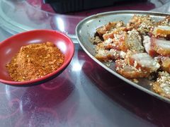 -香猪美食(中心店)