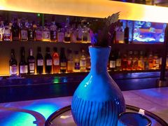 亚文艺-The ROOF (通盈中心店)