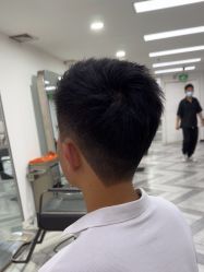-米娜护肤造型