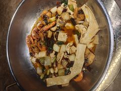 -七欣天香辣蟹火锅(上海银亿滨江店)