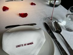 -弦月窗LUNETTE BY AMANDA(复兴路店)