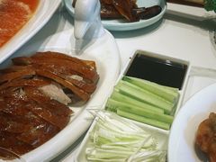 -梅利汴京烤鸭•开封豫菜地标店(东大街店)