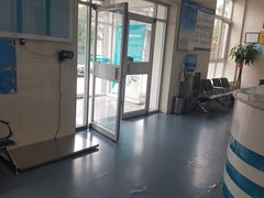 -美联众合动物医院·内科·皮肤科·外科(古城分院)