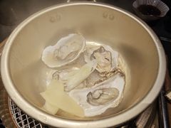 -铭牛烧肉·和牛海鲜自助(高新月牙湖店)