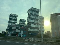 -资和信百货商场