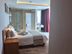 -昆山皇冠国际会展酒店