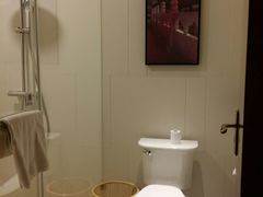 -武汉武昌站街道口华美达安可酒店