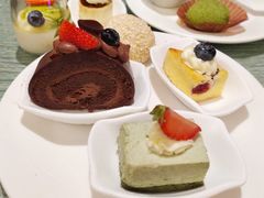 -上海浦东假日酒店逸庭咖啡厅
