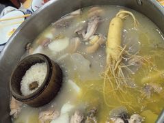 -朴小妹人参鸡汤火锅(长白山万达店)