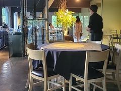 -穹六人间 people 6(岳阳路店)