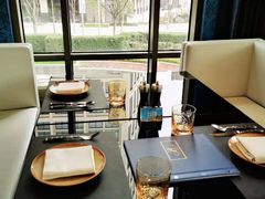 靠窗位-上海苏宁宝丽嘉酒店·Cafe Bellagio西餐厅