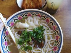 -鑫花溪牛肉米粉(人民广场店)