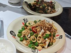 -何永光123鲜牛肉馆(1号店)