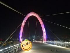 -南京眼步行桥