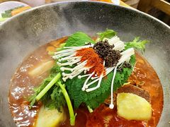 -喇喇排骨火锅·传统韩式脊骨汤(望京西园总店)