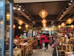 -肖肖酸萝卜鱼火锅(总店)