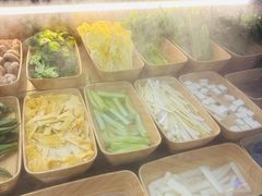 -来龍儿鲜切牛肉自助老火锅
