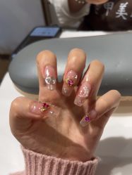 -UGIRL有个美甲