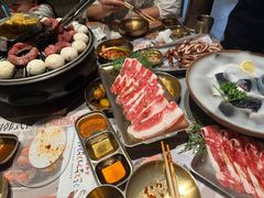 -草家酱蟹炭火烤肉店(珲春南路一店)