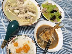 -爱的果实月嫂育婴师(世纪东方店)