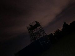 -鬼笑石后山停车场