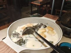 -佬麻雀·新湘菜(珠海金发购物中心店)