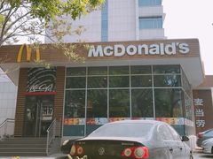 -麦当劳(南京路2店)