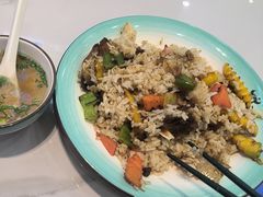 -伊北味·清真青海拉面村(延安路店)