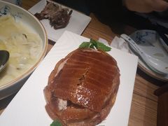 酥香嫩烤鸭-四季民福烤鸭店(前门廊房二条店)