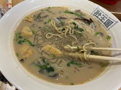 -肚王国(砂之船中东奥莱店)