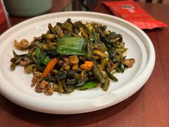 -魏铭鱼头捞饭(晋阳路店)