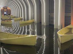 -涨巢·潮玩水疗局