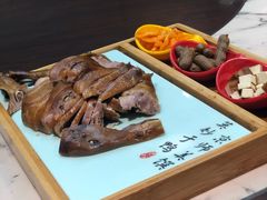 金牌小麻鸭-有红鸡毛店·川菜(建设路店)