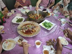 -亚黑亚炕锅农家美食(清水河店)