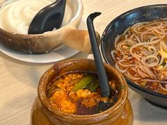罐罐臭豆腐米线-云平风味园(护国路店)