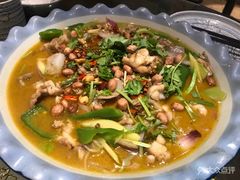 -手抄板凳江南菜(湖滨商业街店)
