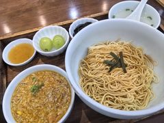 -蟹上黄·蟹黄面·江南糖水(人民广场店)