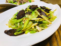 风干肠炒蒜苗-新时代大酒店(仰口路店)
