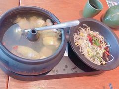 云南经典汽锅鸡-云海肴·汽锅鸡·云南菜(苏州中心店)