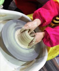 -泥娃娃DIY陶吧(易生活购物公园店)