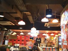 大堂-鲜入围煮花胶鸡海鲜火锅