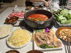 -贵府酸汤牛肉火锅·贵州老字号(飞山街店)